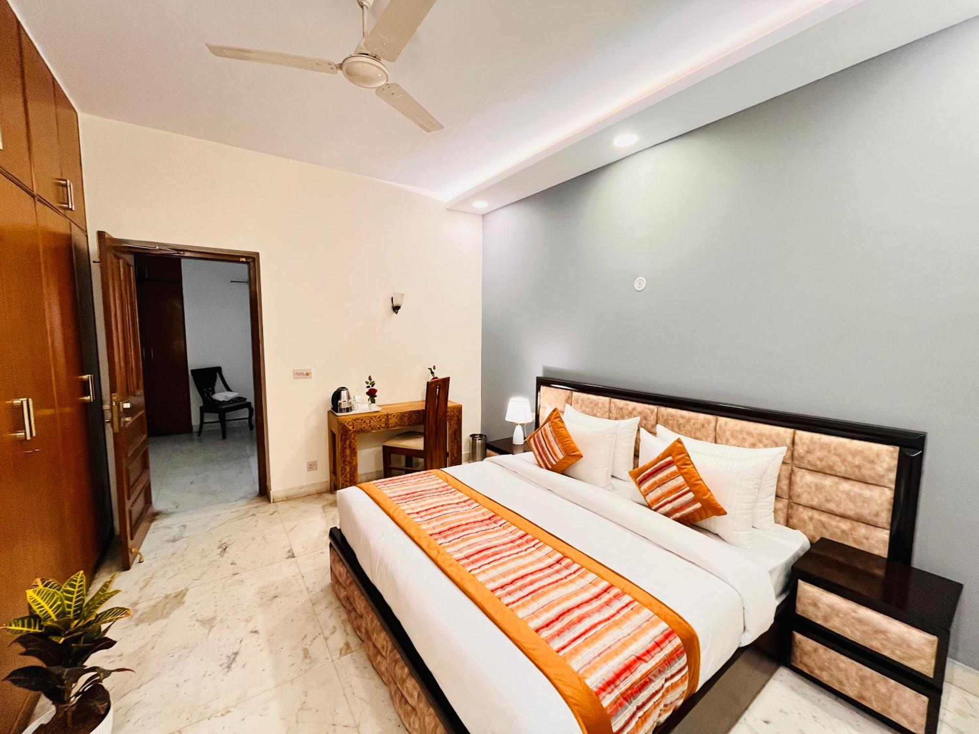 Отель Grove Residency Hauz Khas New Delhi Couple Friendly Экстерьер фото