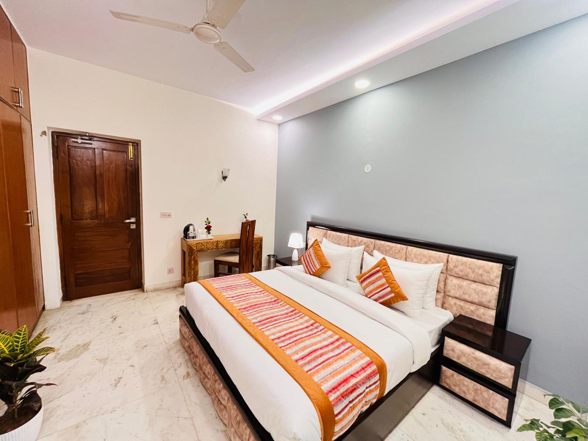 Отель Grove Residency Hauz Khas New Delhi Couple Friendly Экстерьер фото
