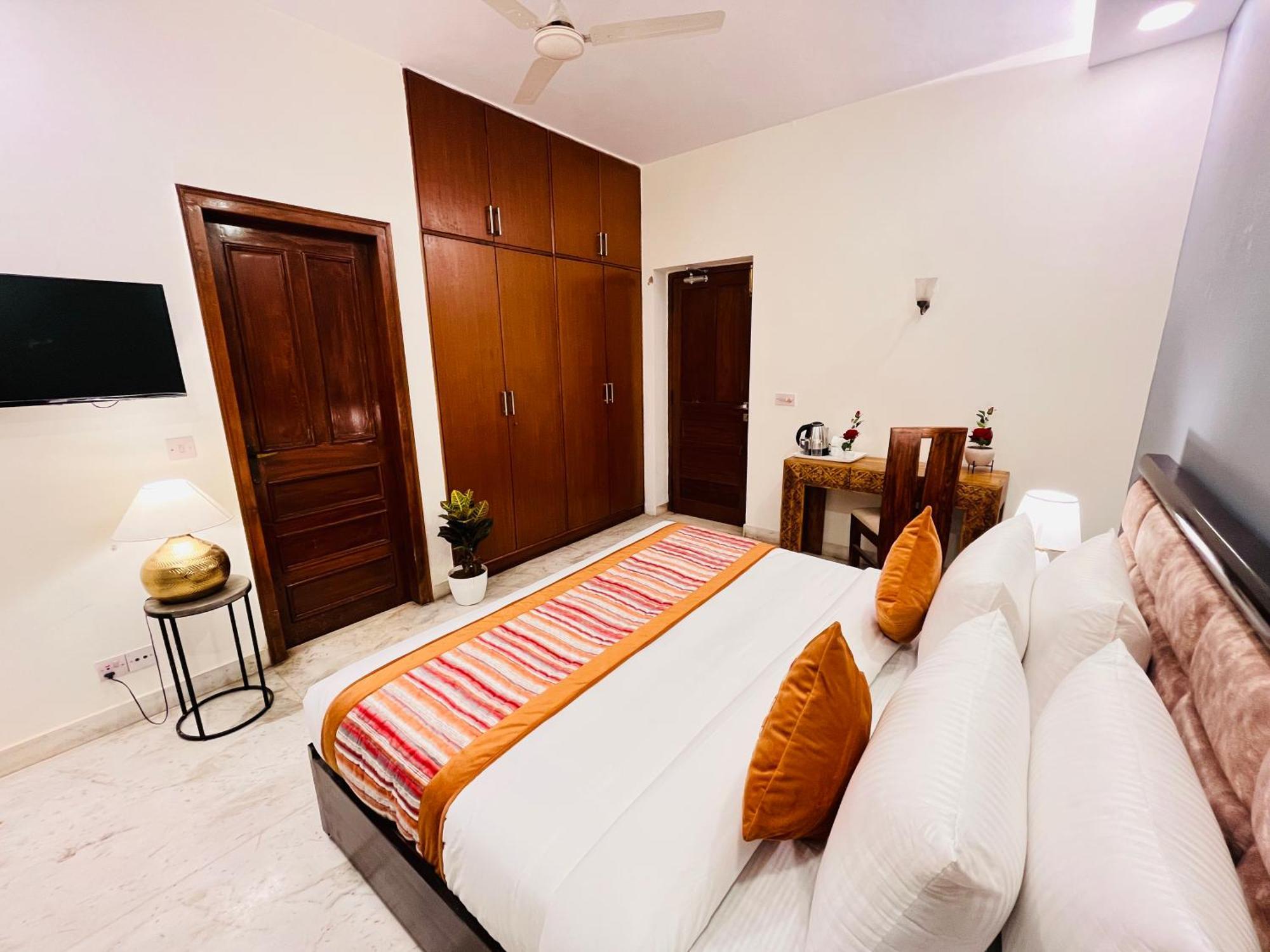 Отель Grove Residency Hauz Khas New Delhi Couple Friendly Экстерьер фото